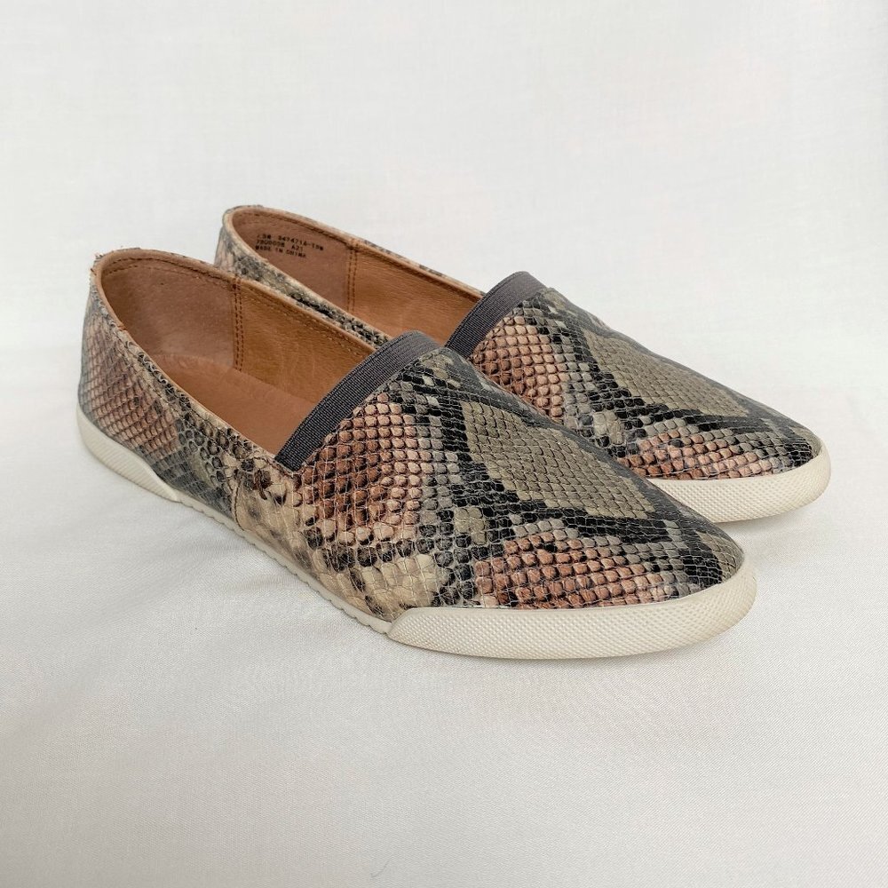 Frye Melanie Brown Gray Snake Reptile Print Leather Flats - Picture 3 of 12